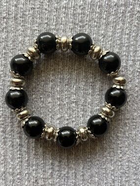 Vintage silver tone floral & black beaded chunky stretch bracelet